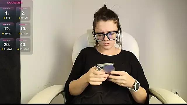 Hannah______ from StripChat is Freechat
