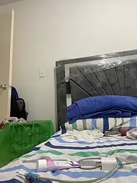 HealingHoney from StripChat is Freechat