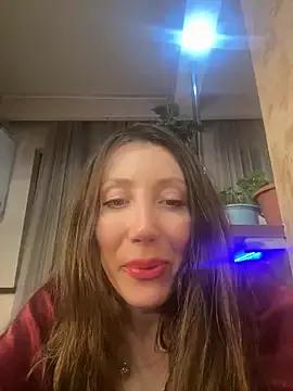 HellaryTourent from StripChat is Freechat