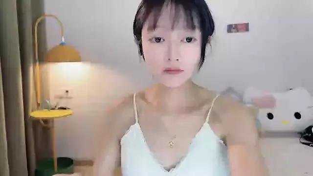 Hello-beibei from StripChat is Freechat