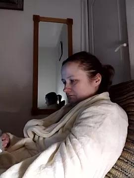 Henna221 from StripChat