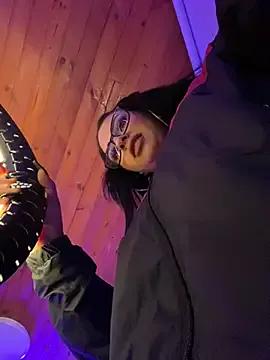 Hilary_pinkk from StripChat is Freechat