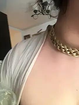 holyeroticss from StripChat is Freechat