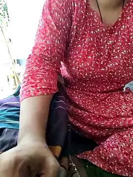 Horny_Desi_Girl from StripChat is Freechat