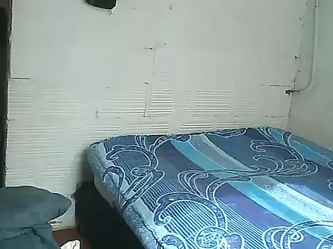 horny_latin_couple1 from StripChat is Freechat
