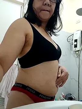 HotAsianDish from StripChat is Freechat