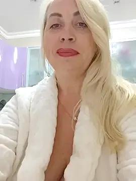 HotJanet from StripChat is Freechat