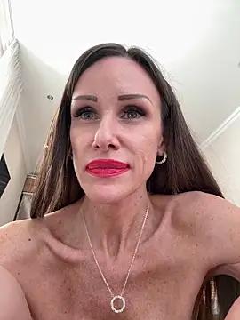 Girls free live sex cams: Check out the satisfaction of typing and cam2cam with our sensual livestreamers, who will teach you all about temptation and desires with their smoking hot physiques.