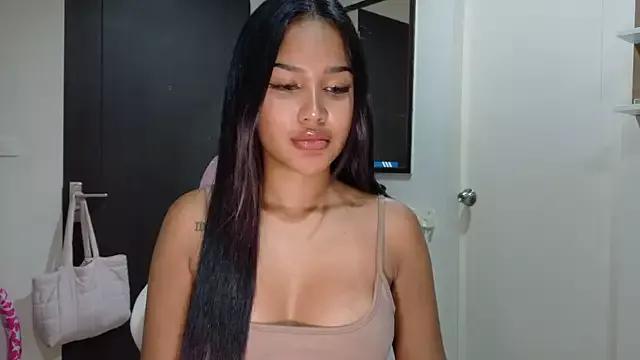 ice_ice_babyy from StripChat is Freechat