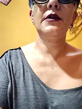Photos of ilonna2025 from StripChat is Private