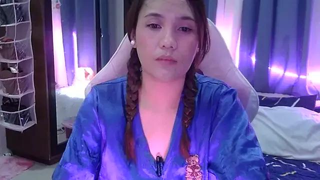 Imyour_Hennesy from StripChat is Freechat