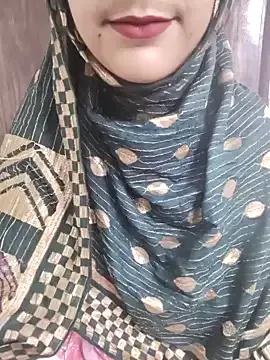 Indian-Aleena from StripChat is Freechat