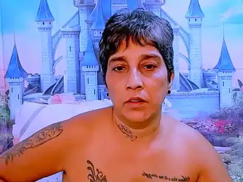 indianroxy from StripChat is Freechat