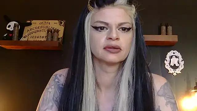 Girls free live sex cams: Check out the satisfaction of typing and cam2cam with our sensual livestreamers, who will teach you all about temptation and desires with their smoking hot physiques.