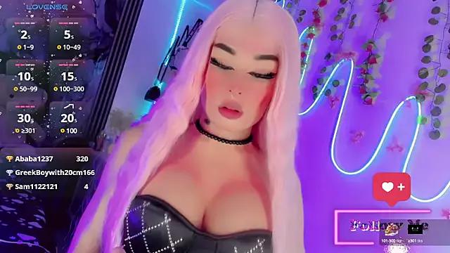 Irina_milkmaid from StripChat is Freechat