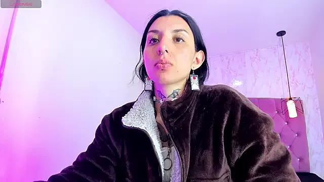 Iris__77 from StripChat is Freechat