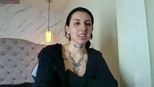 Iris__77 from StripChat is Freechat