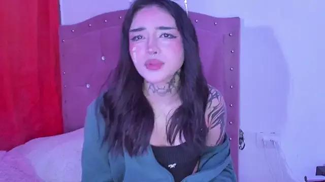 IrisMagiic from StripChat is Freechat