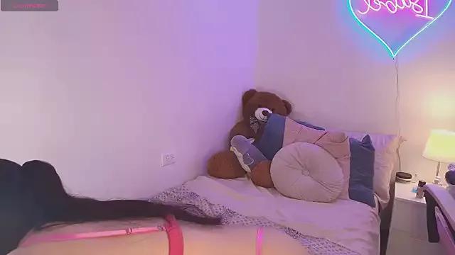 IsabelCortes from StripChat is Freechat