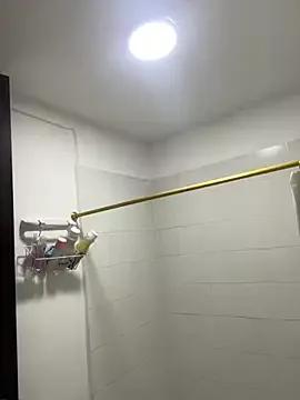 IsabellaJoness_ from StripChat is Freechat