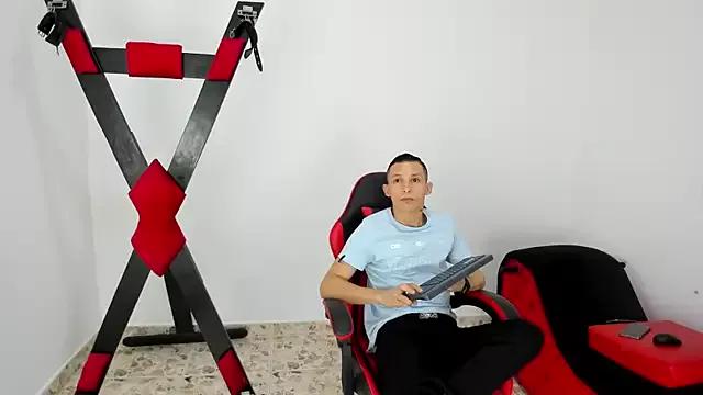 Isak_Millan from StripChat is Freechat