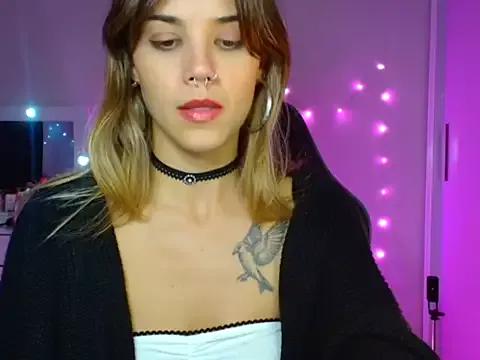 Isis-lavier from StripChat is Freechat