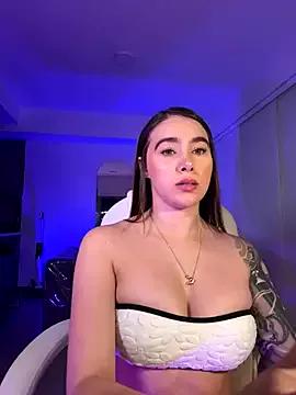 Itslanataylor from StripChat is Freechat