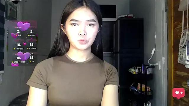 Itsme_claireee from StripChat is Freechat