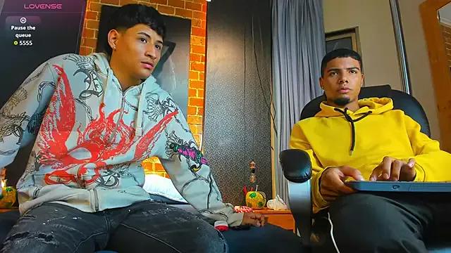 Jack_and_Joes from StripChat is Freechat