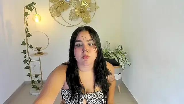Jade_gonzalez from StripChat is Freechat