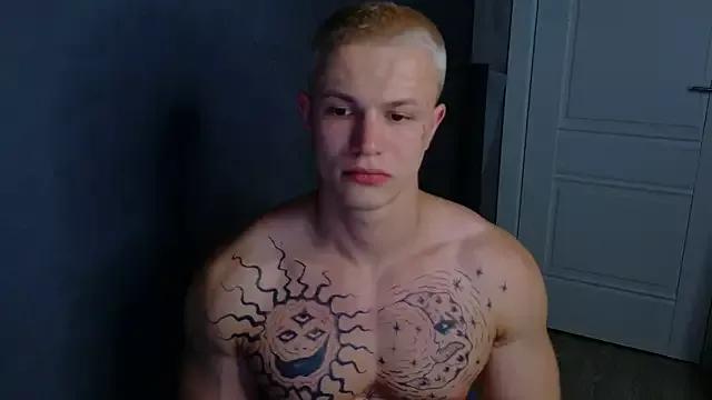 James__Noah from StripChat is Freechat