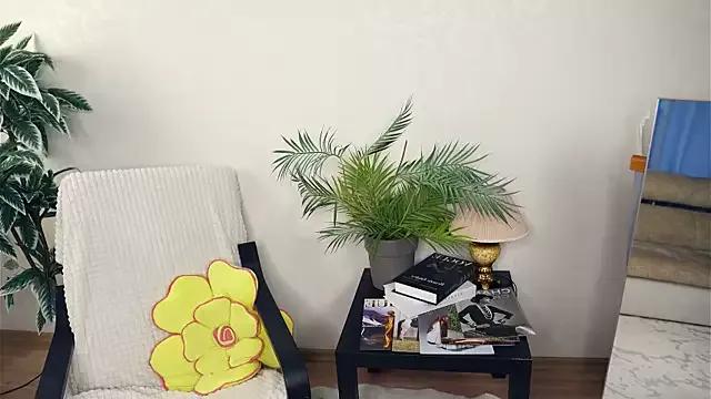 JanellHousen from StripChat is Freechat
