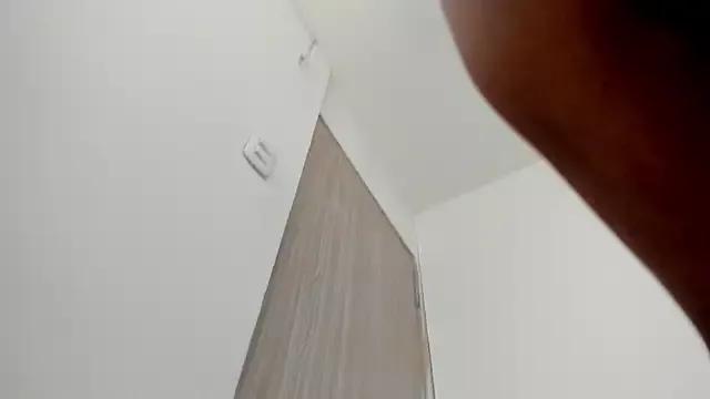 JanexHope from StripChat is Freechat