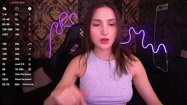 JanieFoxy from StripChat is Freechat