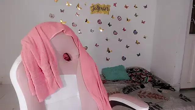 jasmin_brunette_ from StripChat is Freechat
