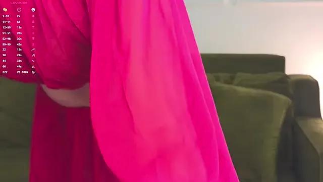 Jasmine_Erriam from StripChat is Freechat