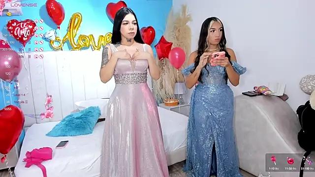 Girls free live sex cams: Check out the satisfaction of typing and cam2cam with our sensual livestreamers, who will teach you all about temptation and desires with their smoking hot physiques.