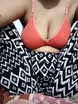 jenny4you from StripChat is Freechat