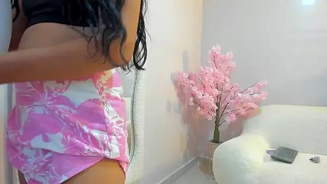 Jessgarcia_ from StripChat is Freechat