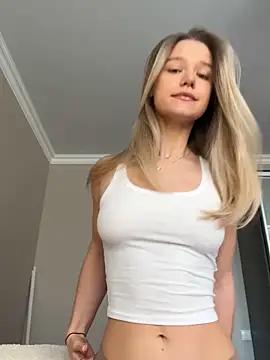 Girls free live sex cams: Check out the satisfaction of typing and cam2cam with our sensual livestreamers, who will teach you all about temptation and desires with their smoking hot physiques.