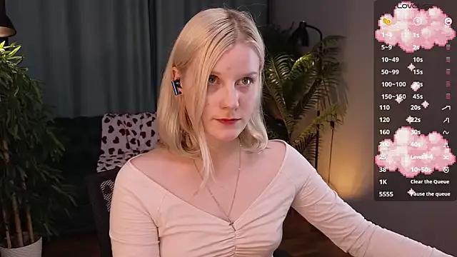 joan_loon from StripChat is Freechat
