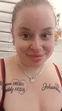 JohannasMishael from StripChat is Freechat