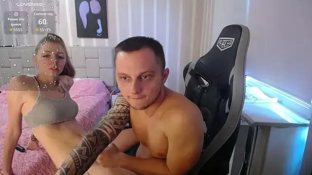 Jonax_Sara from StripChat is Freechat