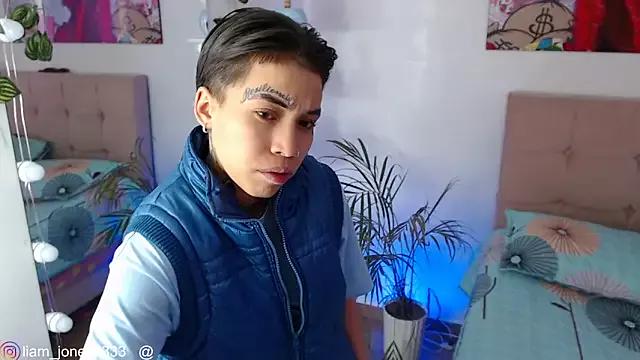 Jonesliam23 from StripChat is Freechat