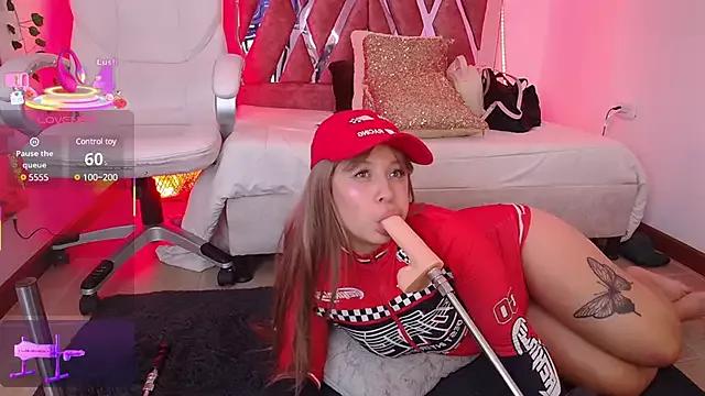 Girls free live sex cams: Check out the satisfaction of typing and cam2cam with our sensual livestreamers, who will teach you all about temptation and desires with their smoking hot physiques.