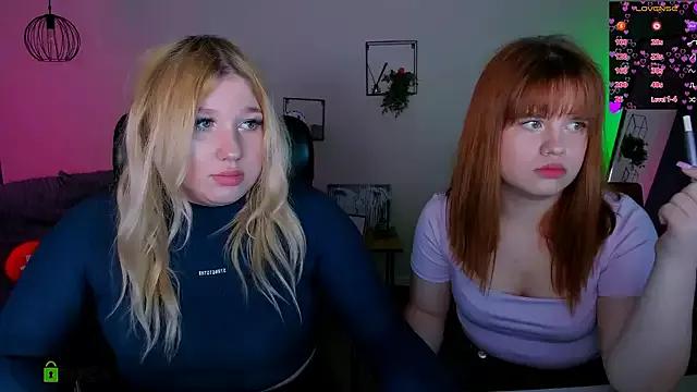 juli_kisss from StripChat is Freechat