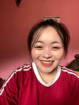 Julia-Elsa from StripChat is Freechat