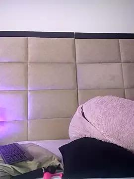 Girls free live sex cams: Check out the satisfaction of typing and cam2cam with our sensual livestreamers, who will teach you all about temptation and desires with their smoking hot physiques.