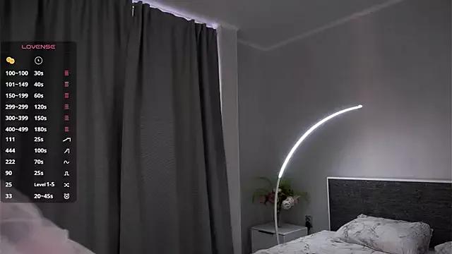 JulianneHamers from StripChat is Freechat