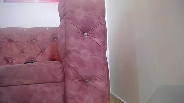 JulietaMills from StripChat is Freechat